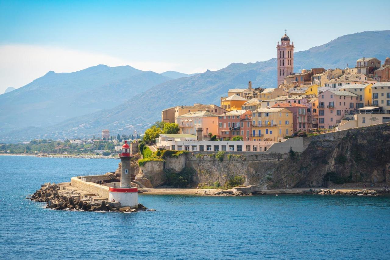 Appartement Climatise,Idealement Situe 100M Du Vieux Port. Bastia  Exteriér fotografie